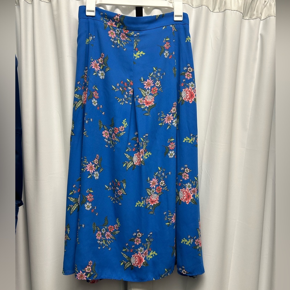 Blue Floral Midi Skirt Size 4